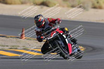 media/Oct-08-2022-SoCal Trackdays (Sat) [[1fc3beec89]]/Turn 10 (945am)/